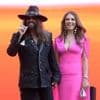 Auf rotem Teppich in Rom: Elizabeth Hurley und Billy Ray Cyrus zeigen sich erstmals als Paar
