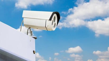Stretta pro Usa nelle forniture cyber. Basta software o telecamere cinesi