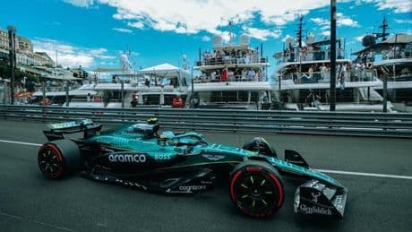 Leclerc brilla en Mónaco y Alonso se crece