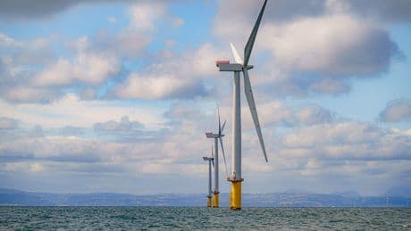 No 10 rejects ‘unfounded claims’ that renewables were behind power cuts in Spain