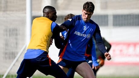 <p>Vlahovic e Kolo Muani, dove sono i gol? L&rsquo;ultima mossa Tudor per la svolta Juve</p>
&nbsp;