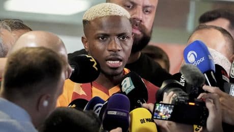 Victor Osimhen geri döndü: Galatasaray 80 milyon euro ödeyecek