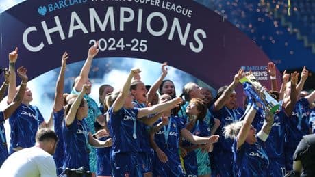 Foot (F) : déjà sacrées championnes d’Angleterre, les joueuses de Chelsea terminent la saison invaincues