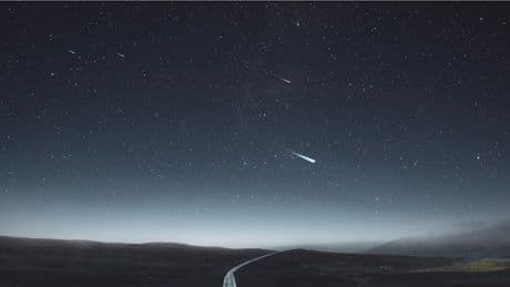 Il merito delle stelle cadenti non è di esaudire desideri, ma di mettere in luce chi e cosa più ci sta a cuore