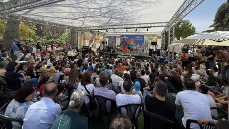 Puente cultural en València: de la 60ª Fira del Llibre, al festival de cometas y San Vicente Ferrer