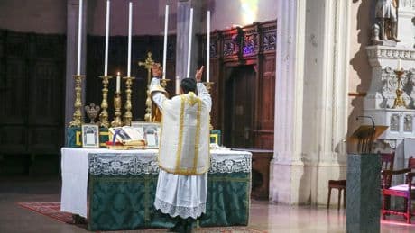 Après les tensions avec François, comment Léon XIV va-t-il régler le dossier traditionaliste dans l’Église ?