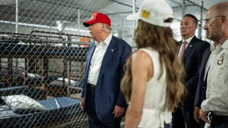 Trump yönetiminden miyar dolarlık göçmen hapishanesi