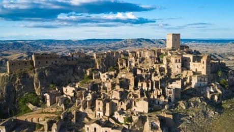 Incredible abandoned European town still 'so pretty' but locals cannot return