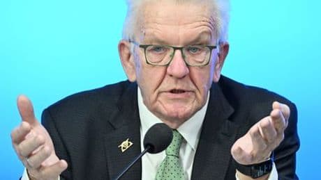 Jette Nietzard: Winfried Kretschmann legt Grüne-Jugend-Chefin Parteiaustritt nahe