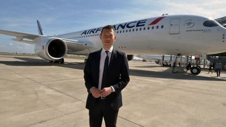 Crash en Inde: le patron d'Air France-KLM, qui a 34 Boeing 787, dit avoir "toujours toute confiance en cet avion"