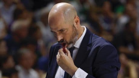 Segundo curso consecutivo del Barça de baloncesto en blanco: Navarro dice que Peñarroya seguirá