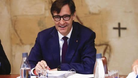 Illa arranca el curso con un guiño a ERC con el cupo catalán y apoyando a Sánchez
