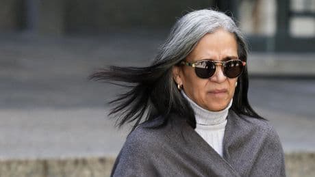 Moeder Cassie Ventura in rechtbank: ’Ik ben afgeperst door Diddy’