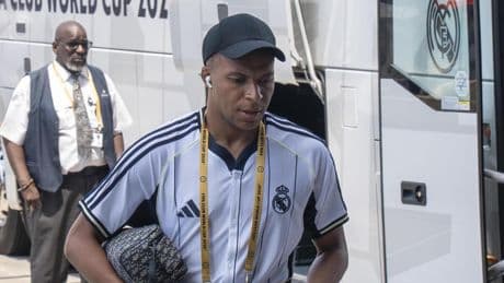 Se desvela la razón que mandó a Mbappé al hospital y le hizo perder seis kilos: "Fue una intoxicación por..."