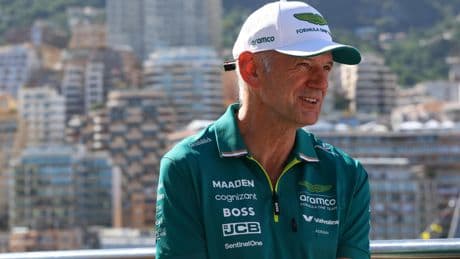 Adrian Newey, al fin con Aston Martin en Mónaco: de un debut pasado por alcohol al actual desafío con las curvas lentas