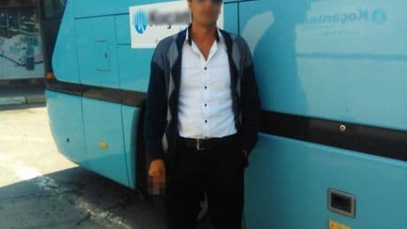 Sabah çiçek gönderdiği karısını öğleden sonra vurdu!