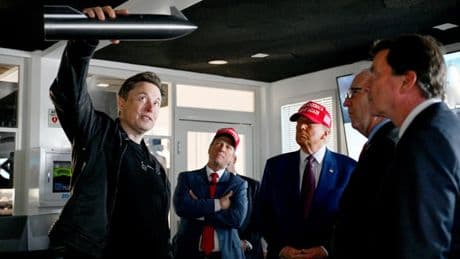 Objectif Mars en 2026? La pression s'accroît sur les épaules d'Elon Musk après l'annulation du vol test de la mégafusée Starship