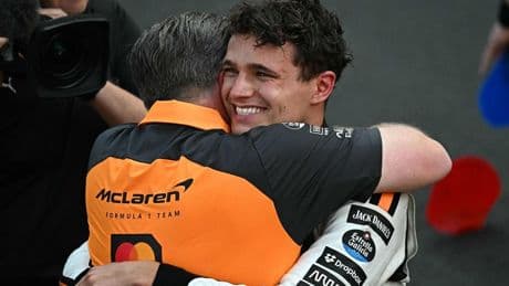 Verstappen maakte het Norris lastig: ’Maar ik heb een van mijn dromen verwezenlijkt’