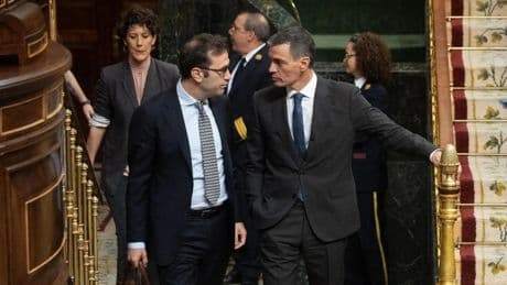 Cuerpo tiene hasta el martes para decidir si eleva la opa de BBVA al Consejo de Ministros tras la inédita consulta pública