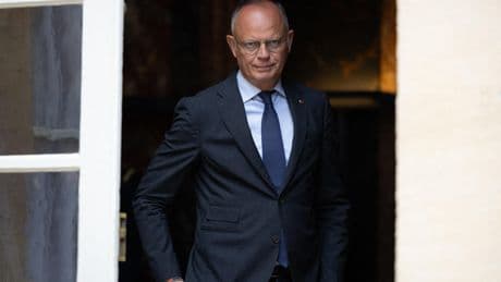 Présidentielle : Édouard Philippe peint en noir la France d’Emmanuel Macron pour ne pas endosser son héritage