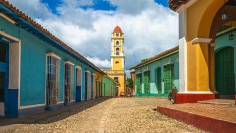 La ciudad detenida en el tiempo que representa la herencia cubana y su pasado colonial