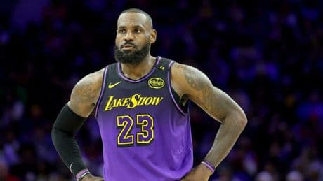 LeBron ancora di più nella storia: a 40 anni entra nei quintetti ideali per la 21esima volta