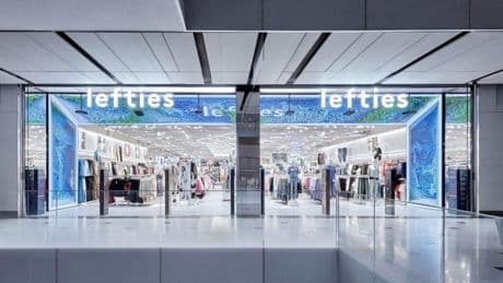 La locura por la nueva camiseta de Lefties que imita a las de alto lujo: elegante y barata por solo 9,09 euros