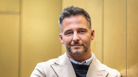 Doctor Van de Laar, experto del sueño: "Dormirías mejor en España si tomases más carne, pescado, semillas y lácteos"