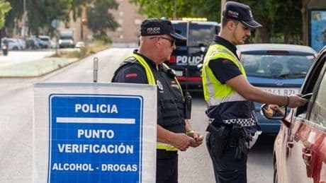 Más del 65% de los españoles cree que beber y conducir, antes aceptado, ahora está mal visto