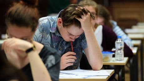 Pourquoi le bac de français peut peser lourd sur Parcoursup