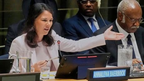 Nur 9 Tage nach Außenministerin-Aus - 1. UN-Auftritt! Baerbock zurück auf der Weltbühne