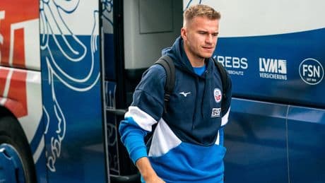 Er ist Hansas neuer Abwehr-Abräumer - Warum Carstens sogar Pferde nach Rostock mitbringt