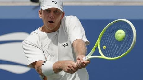 Davidovich barre al kazajo Shevchenko y pasa a segunda ronda en Nueva York