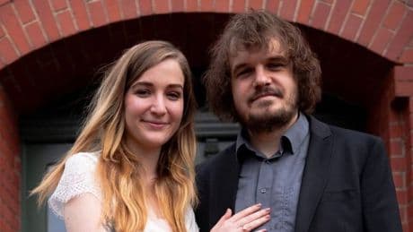 Doch für seinen Sohn will er umziehen - YouTube-Star verkündet Trennung von Ehefrau