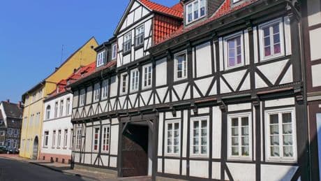 Ausflug ab Braunschweig: Helmstedt lockt Mittelalter-Fans mit Fachwerk