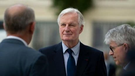 A Paris, le possible duel entre Michel Barnier et Rachida Dati agite la droite