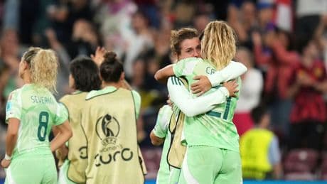 Fußball-EM: Italien vergießt Tränen nach dramatischem Doppel-K.o.