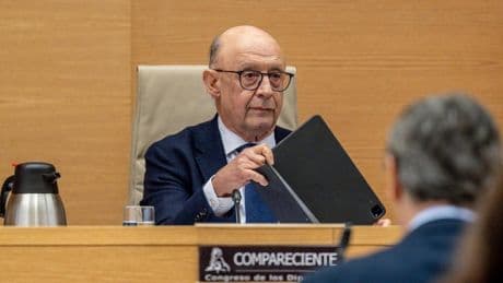 El PSOE advirtió a Montoro cuando su causa aún estaba bajo secreto: "Igual le sientan en el banquillo en Tarragona"