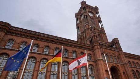 Zweiter Weltkrieg: Senat und Abgeordnetenhaus erinnern an Kriegsende 1945