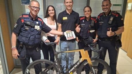 Unos ladrones con 16 antecedentes roban una bicicleta de 9.000 euros a un ciclista del Tour