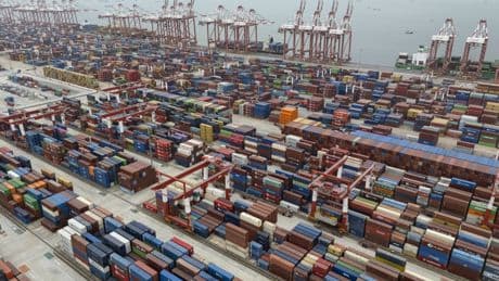 China afirma que está "evaluando" iniciar negociaciones comerciales con Estados Unidos
