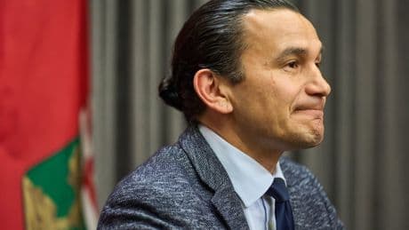 Manitoba premier cleared after accepting flights to Grey Cup games: investigation