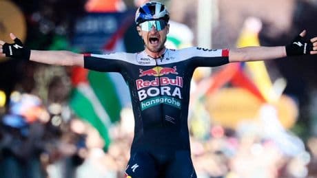 Nico Denz is Nederlanders te slim af in finale en maakt zegegebaar in achttiende etappe Giro d’Italia