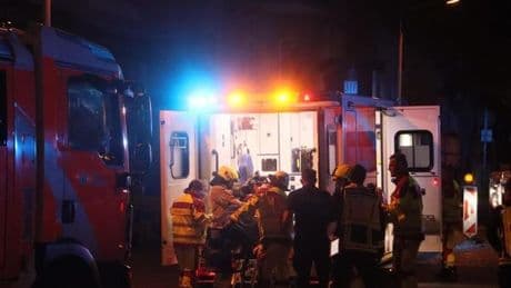 Mann von S-Bahn mehrere Meter mitgeschleift und schwer verletzt
