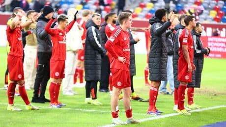 Krank vorm Aufstiegs-Endspiel - Fortuna zittert um Top-Star!