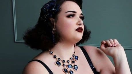 Burlesque dancer trapped in house set on fire begged for help in last phone call