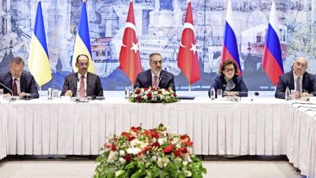 Rusland en Oekraïne spreken af om duizend krijgsgevangenen uit te ruilen