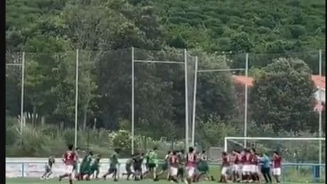 El gesto viral de deportividad en un torneo de fútbol juvenil en Berango que emociona a las redes