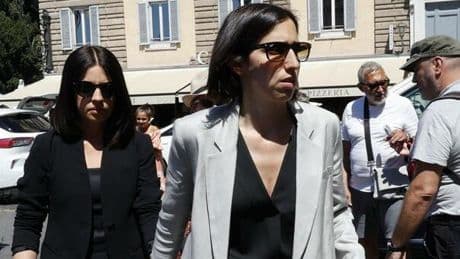 Schlein con la sua compagna Paola Belloni al Quirinale: la prima volta di Elly per la festa della Repubblica