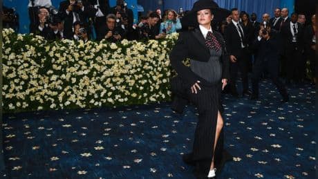Mit Babybauch bei Met Gala: Rihanna ist wieder schwanger